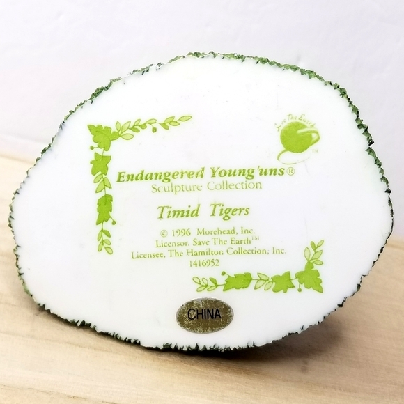 Vintage 1996 Endangered Young 'Uns "Timid Tigers" Figurine Sculpture by Hamilton - Picture 7 of 7